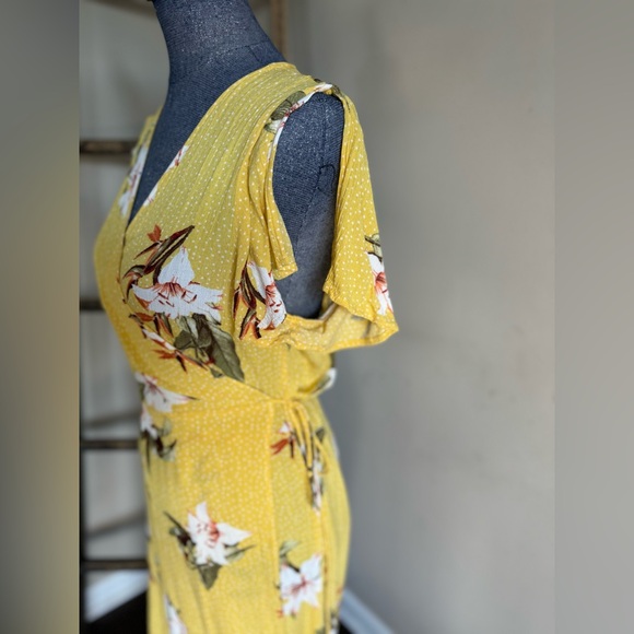 Heart of Marigold Yellow Tropical Print True Wrap Maxi Dress - Picture 6 of 16